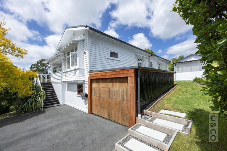 Photo of property in 56 Queen Street, Riverhead, 0820