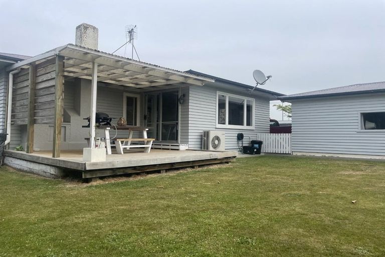 Photo of property in 106 Nottingley Road, Frimley, Hastings, 4120