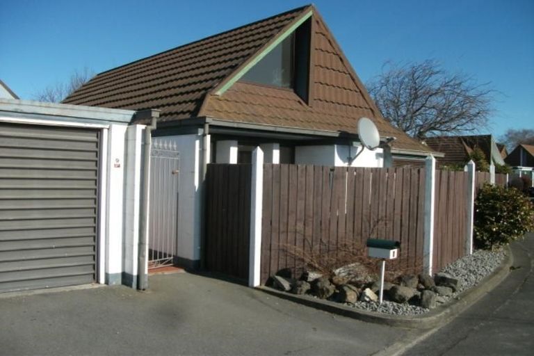 Photo of property in 43n Waimairi Road, Upper Riccarton, Christchurch, 8041