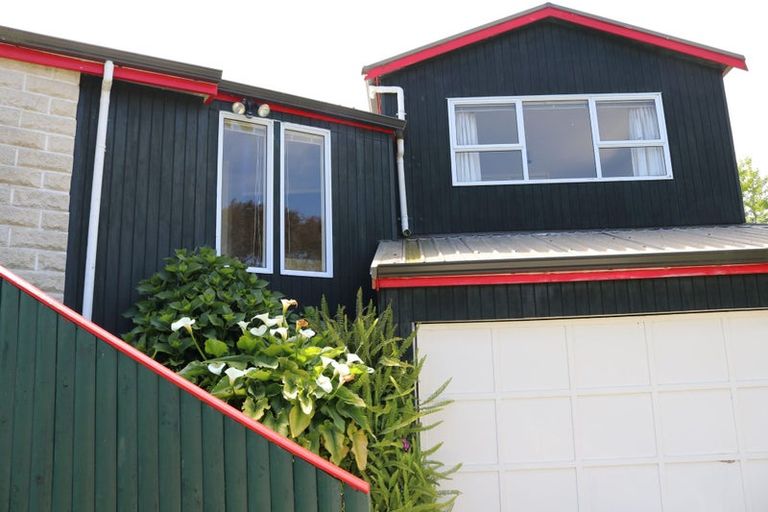 Photo of property in 36 Parkes Avenue, Saint Johns Hill, Whanganui, 4501