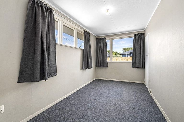 Photo of property in 9 Phar Lap Grove, Trentham, Upper Hutt, 5018