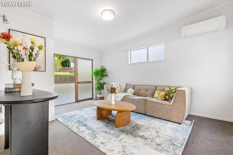 Photo of property in 158 Hutchinson Avenue, New Lynn, Auckland, 0600