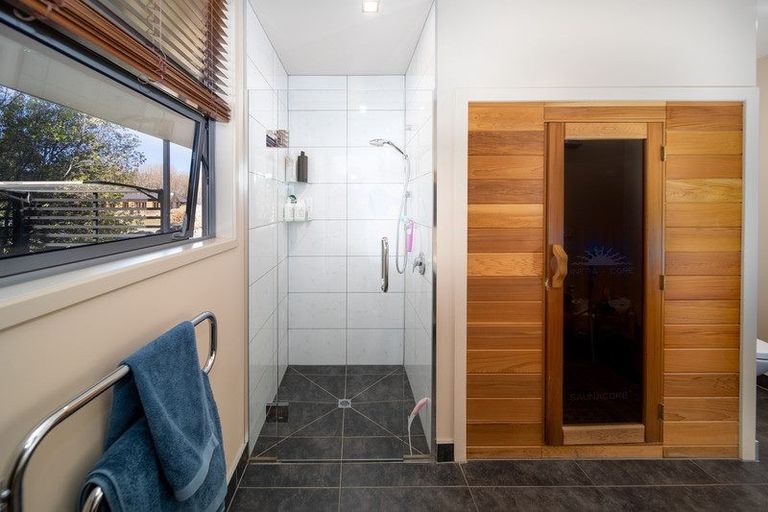 Photo of property in 23 Old Golf Course Road, Bridge Hill, Alexandra, 9320