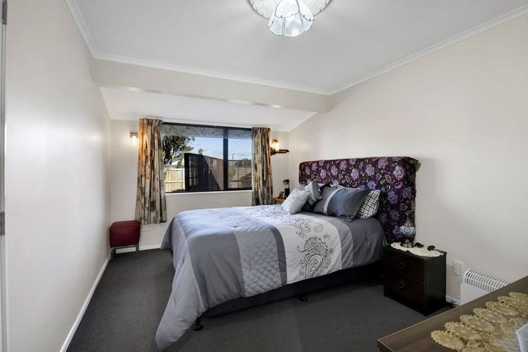 Photo of property in 212 Waihi Road, Hawera, 4610