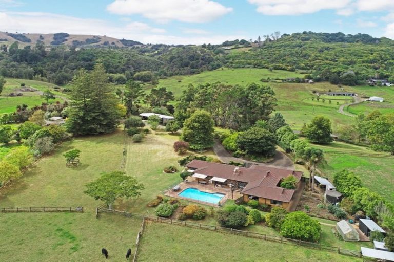 Photo of property in 75 Davies Road, Ramarama, Drury, 2579