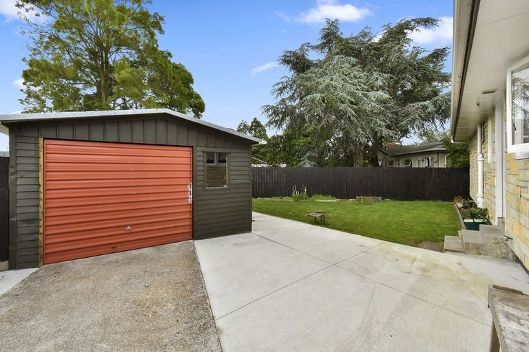 Photo of property in 22 Eastburn Street, Papakura, 2110
