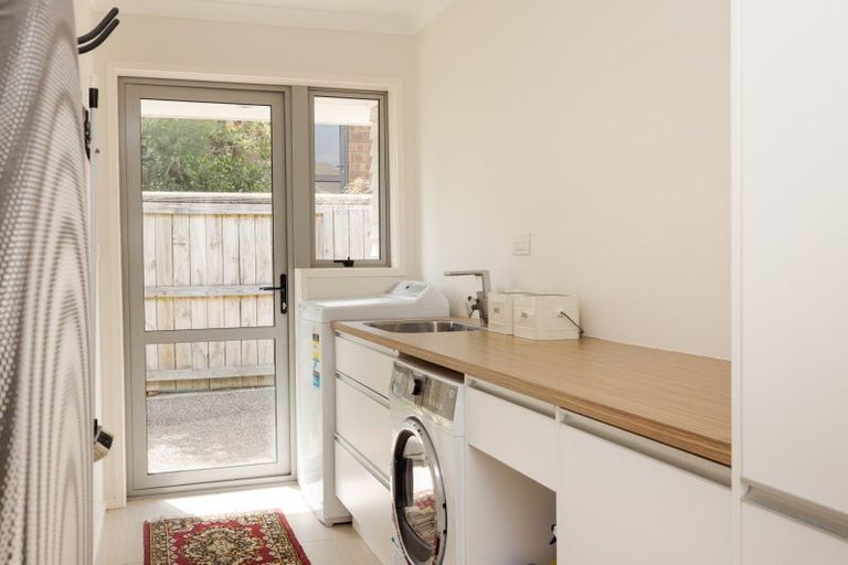 Photo of property in 6 Rexford Heights, Pyes Pa, Tauranga, 3112