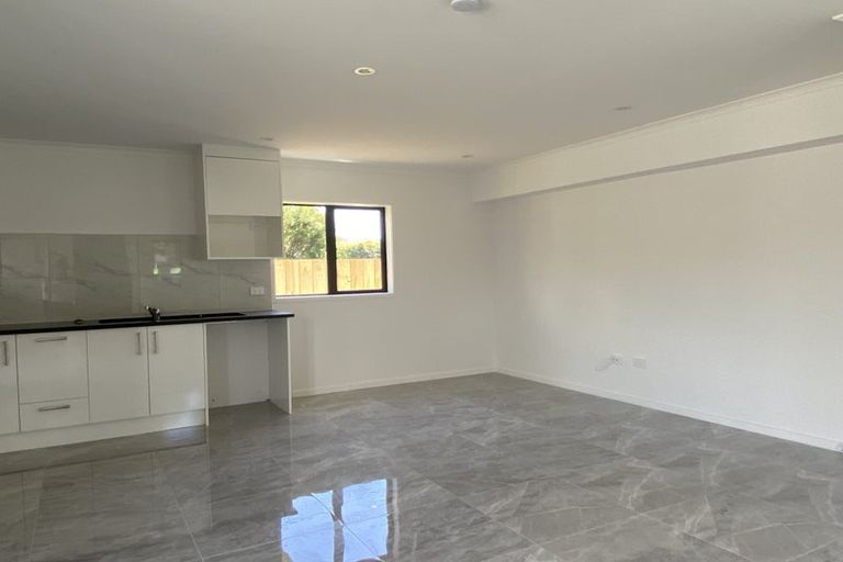 Photo of property in 72 Tawa Crescent, Manurewa, Auckland, 2102