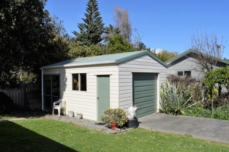 Photo of property in 57b Kirk Street, Otaki, 5512