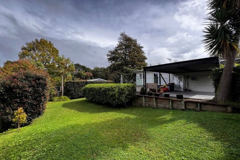 Photo of property in 1/73 Verran Road, Birkenhead, Auckland, 0626