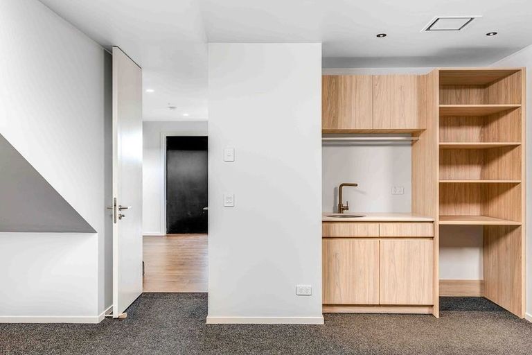 Photo of property in 5/279 Lake Road, Belmont, Auckland, 0622