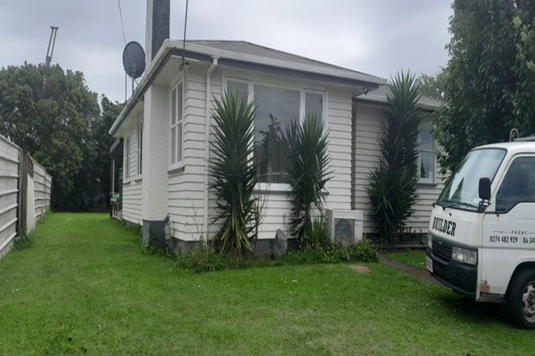 Photo of property in 35 Wilson Crescent, Highbury, Palmerston North, 4412