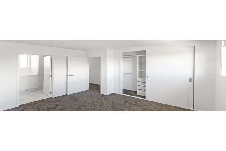 Photo of property in 8/42 Kaikoura Street, Henderson, Auckland, 0612