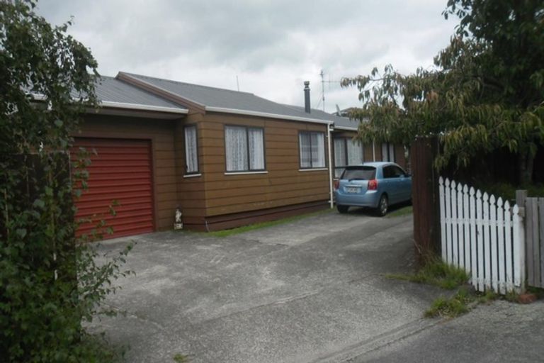 Photo of property in 11 Spackman Crescent, Paraparaumu, 5032