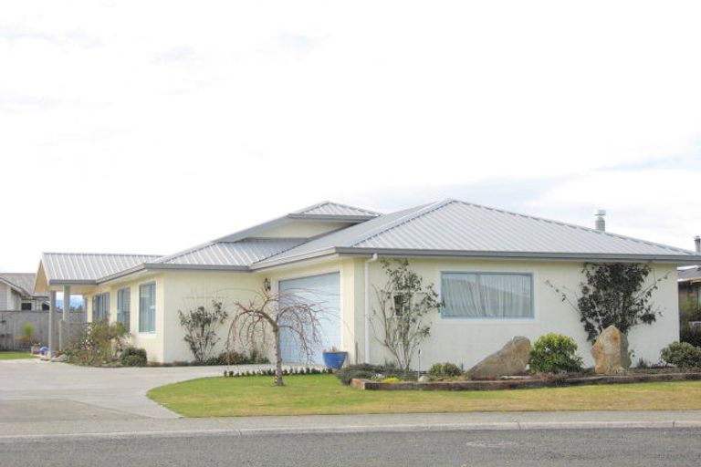 Photo of property in 15 Dorizac Place, Te Anau, 9600