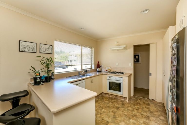 Photo of property in 301 Huatoki Street, Upper Vogeltown, New Plymouth, 4310