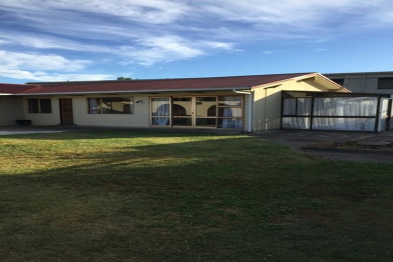 Photo of property in 8 Roskilda Crescent, Taradale, Napier, 4112