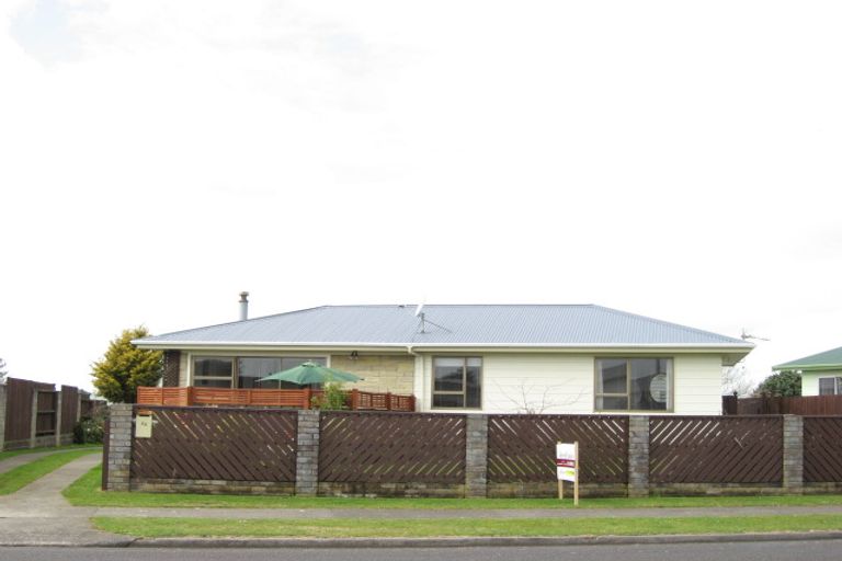 Photo of property in 22 Sunnyvale Street, Bell Block, New Plymouth, 4312