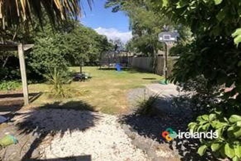 Photo of property in 302 Keyes Road, New Brighton, Christchurch, 8083