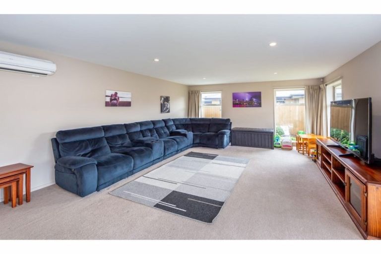 Photo of property in 12 Richmond Avenue, Halswell, Christchurch, 8025