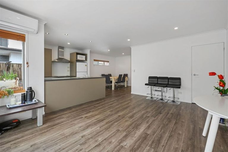 Photo of property in 12b Cameron Road, Hamilton East, Hamilton, 3216