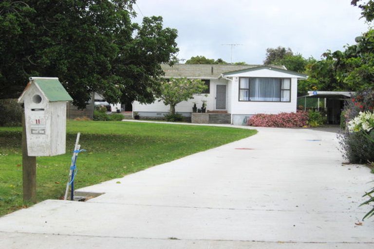 Photo of property in 11 Titoki Avenue, Mangere Bridge, Auckland, 2022