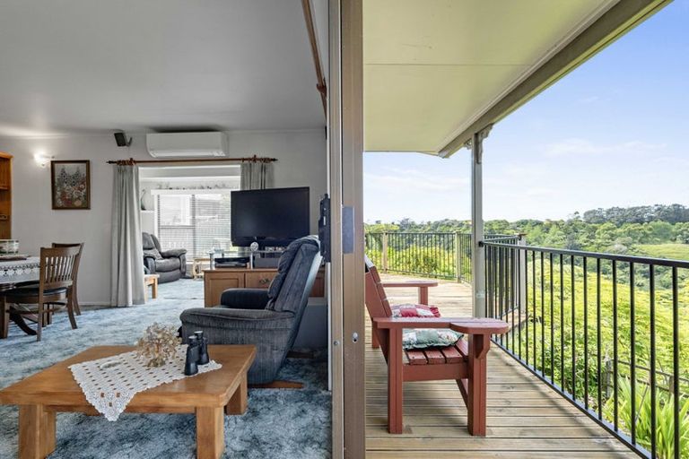 Photo of property in 5c Lindaver Grove, Merrilands, New Plymouth, 4312