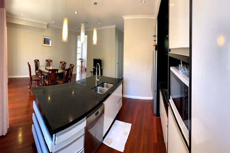 Photo of property in 37a Dominion Street, Takapuna, Auckland, 0622