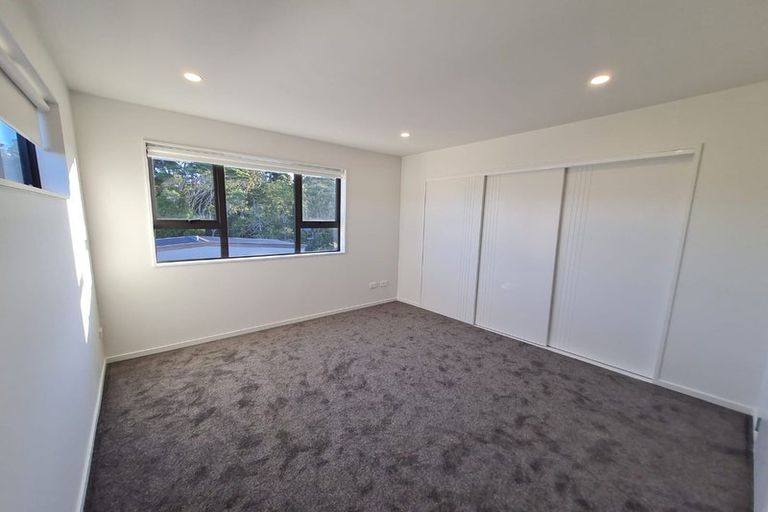 Photo of property in 2/43 Ranui Avenue, Ranui, Auckland, 0612