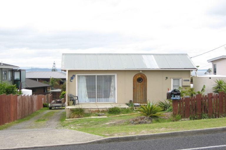 Photo of property in 1298 Whangaparaoa Road, Army Bay, Whangaparaoa, 0930