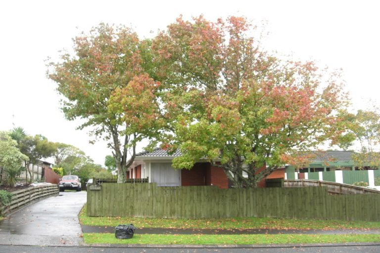 Photo of property in 1/22 Pooley Street, Pakuranga Heights, Auckland, 2010