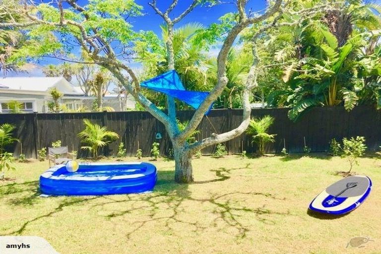 Photo of property in 2 Sinclair Street, Devonport, Auckland, 0624