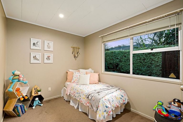 Photo of property in 14 Bellringer Road, Massey, Auckland, 0614