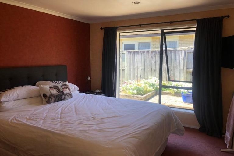 Photo of property in 4 Cranbrook Place, Rototuna North, Hamilton, 3210