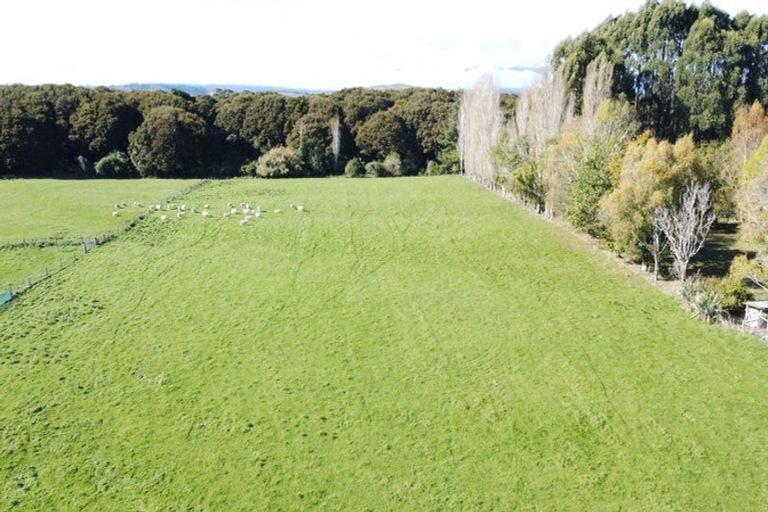 Photo of property in 66 Clifden Highway, Tuatapere, 9691