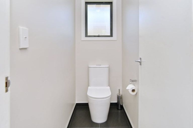 Photo of property in 77 Langdons Road, Papanui, Christchurch, 8053