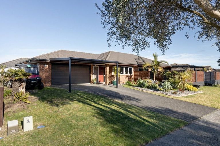 Photo of property in 30 Gibson Place, Papamoa Beach, Papamoa, 3118