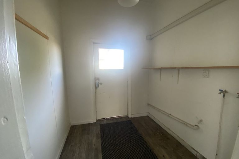 Photo of property in 17 Havelock Street, Phillipstown, Christchurch, 8011