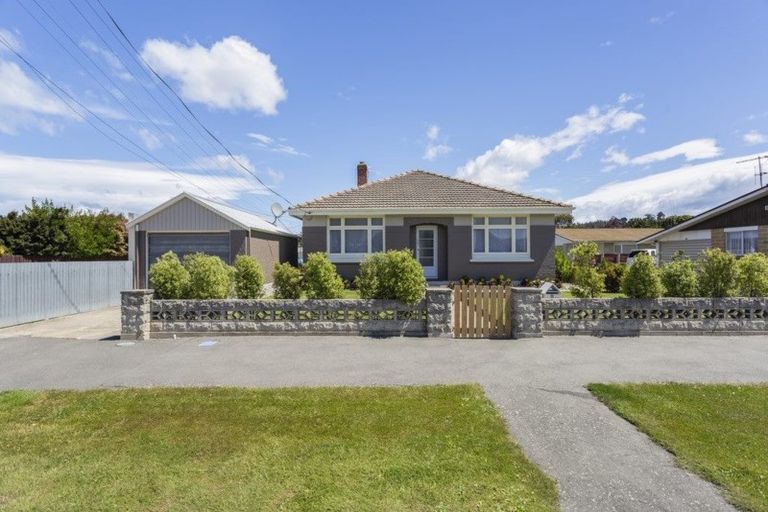 Photo of property in 11 Stirling Street, Kakanui, Oamaru, 9495