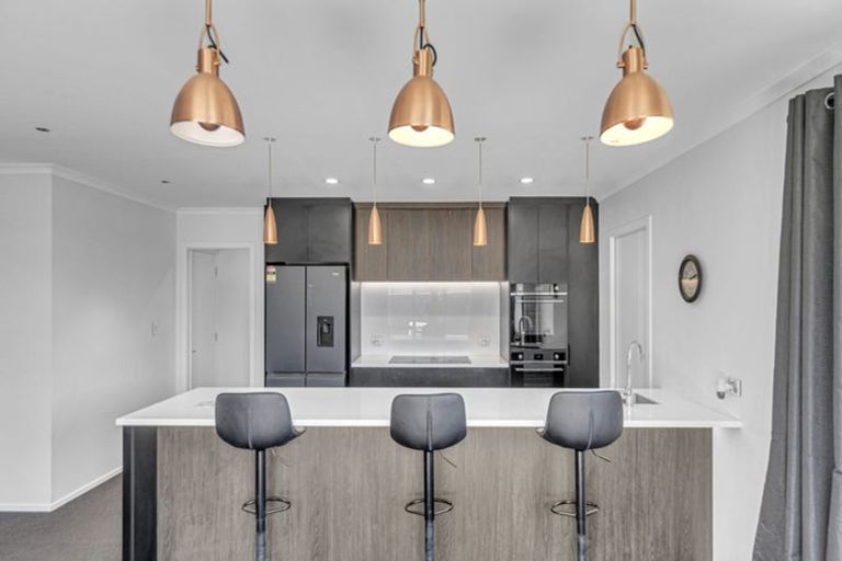 Photo of property in 22 John Raven Lane, Woodend, 7610