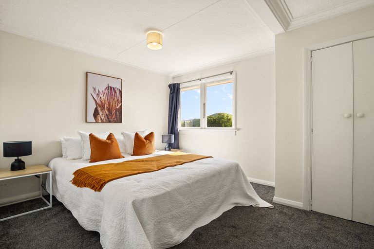 Photo of property in 32 Hocken Street, Kenmure, Dunedin, 9011