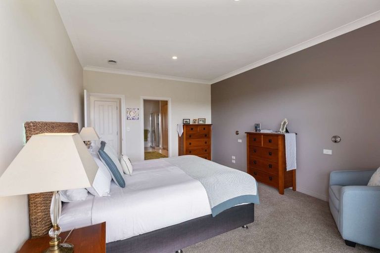 Photo of property in 167 Gulf Harbour Drive, Gulf Harbour, Whangaparaoa, 0930