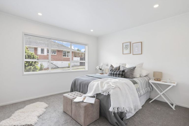 Photo of property in 1/38 Divich Avenue, Te Atatu South, Auckland, 0610