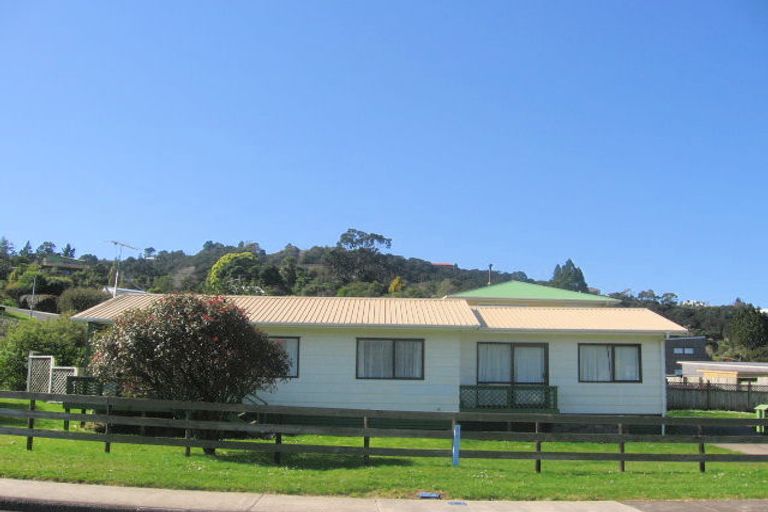 Photo of property in 5 Centennial Drive, Whitianga, 3510