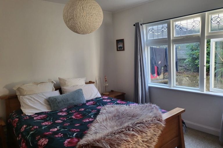 Photo of property in 1-3/100 Overtoun Terrace, Hataitai, Wellington, 6021