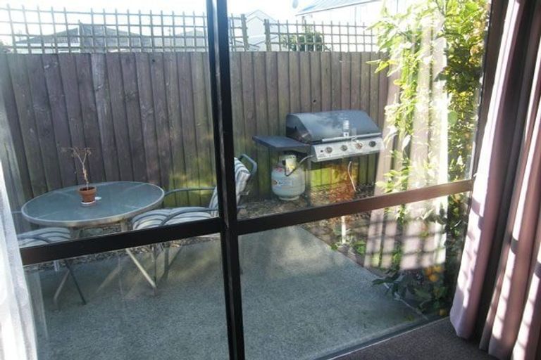 Photo of property in 2/108a Ruskin Street, Addington, Christchurch, 8024