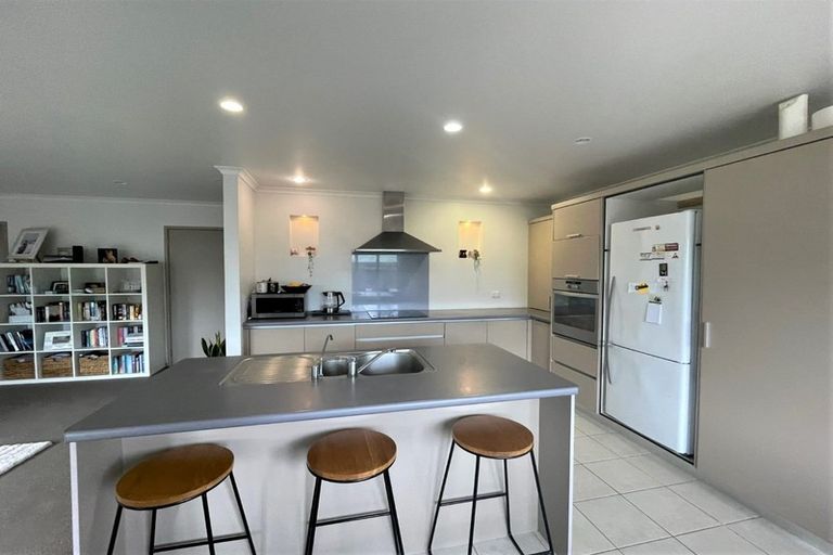 Photo of property in 51 Roto Street, Hurdon, New Plymouth, 4310