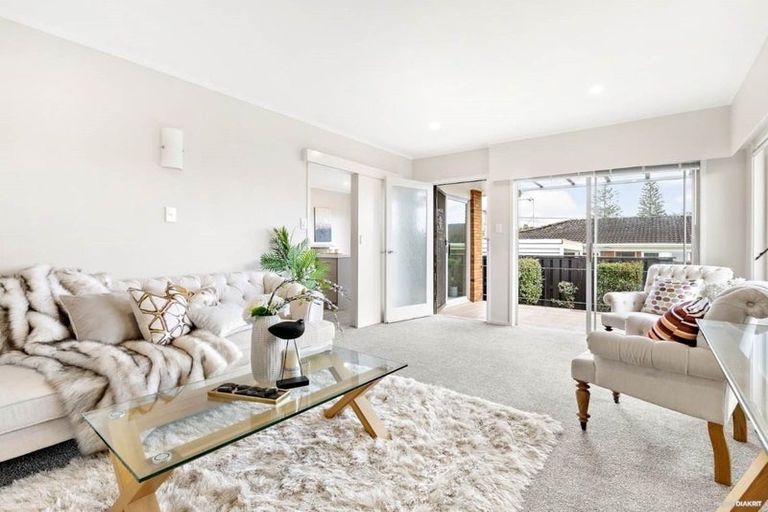 Photo of property in 3/4 Waterloo Road, Milford, Auckland, 0620