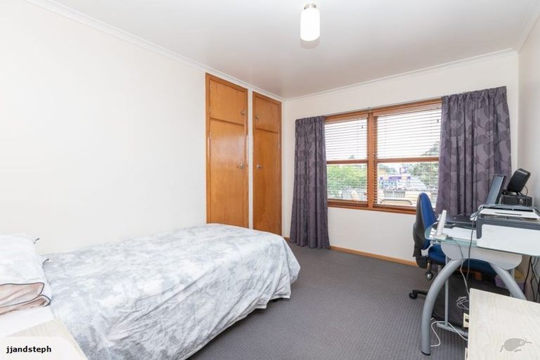 Photo of property in 1 Gibson Road, Dinsdale, Hamilton, 3204