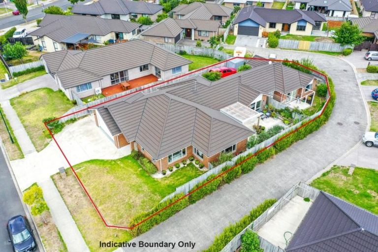 Photo of property in 5 Piwakawaka Court, Rototuna North, Hamilton, 3210